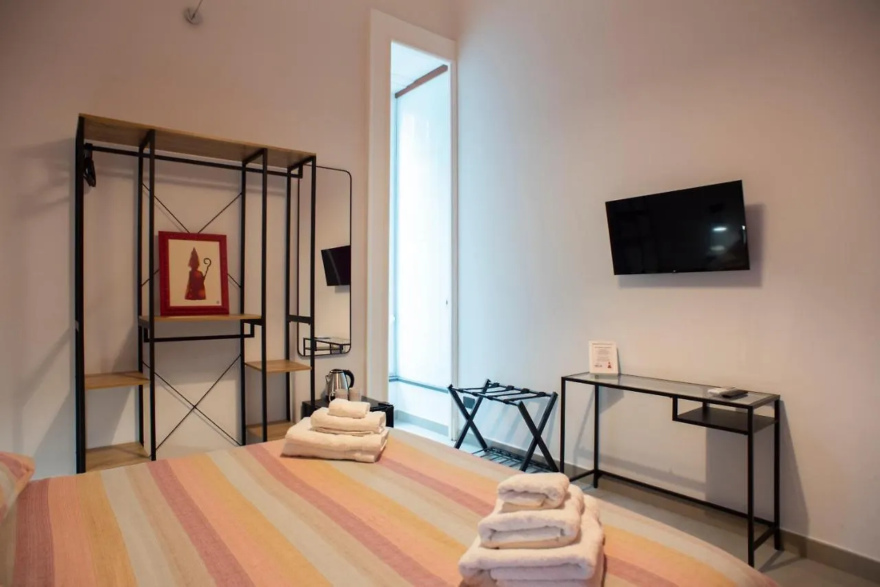 Bed & Breakfast Casa Condor Naples Italy